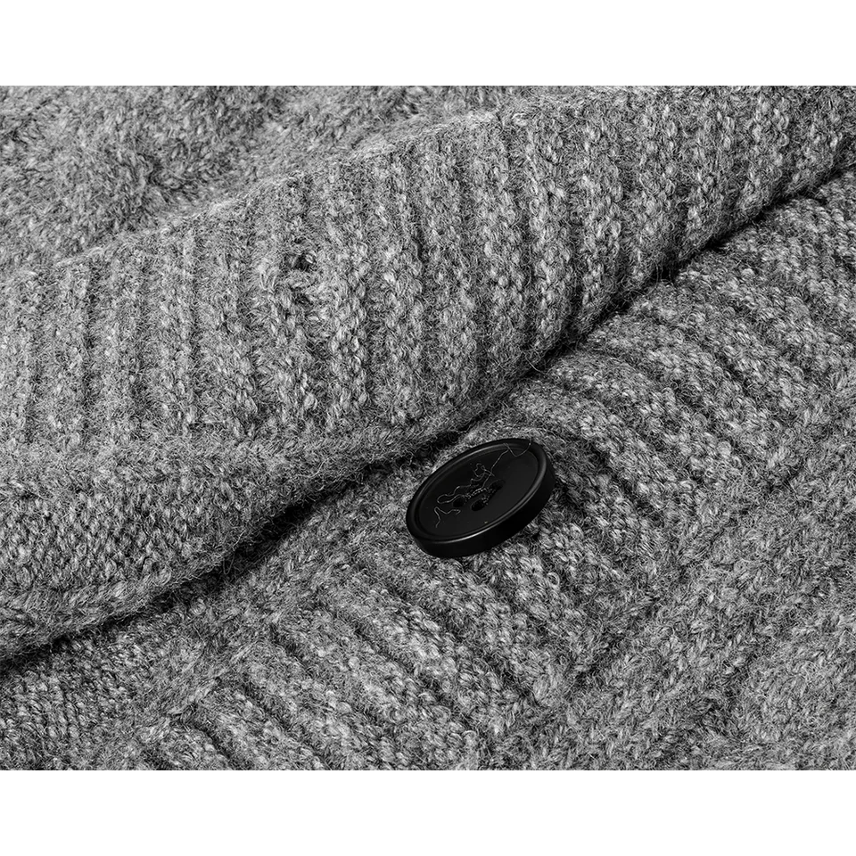 レトログレーの刺繍入りカーディガン【秋冬用・極上の柔らかさ・スリムフィット】（セットアップ対応）