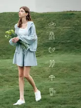 秋にぴったりの薄手フード付き防晒ジャケット【ライトブルー・ゆったりシルエット】