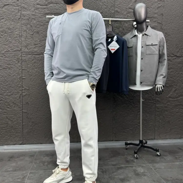 秋季ファッション ラウンドネックストレッチ快適スポーツカジュアルセーター【男性用】 メンズ コーデの色合わせに最適