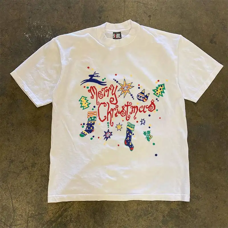 クリスマスに贈るメッセージとギフト、どう選ぶ？