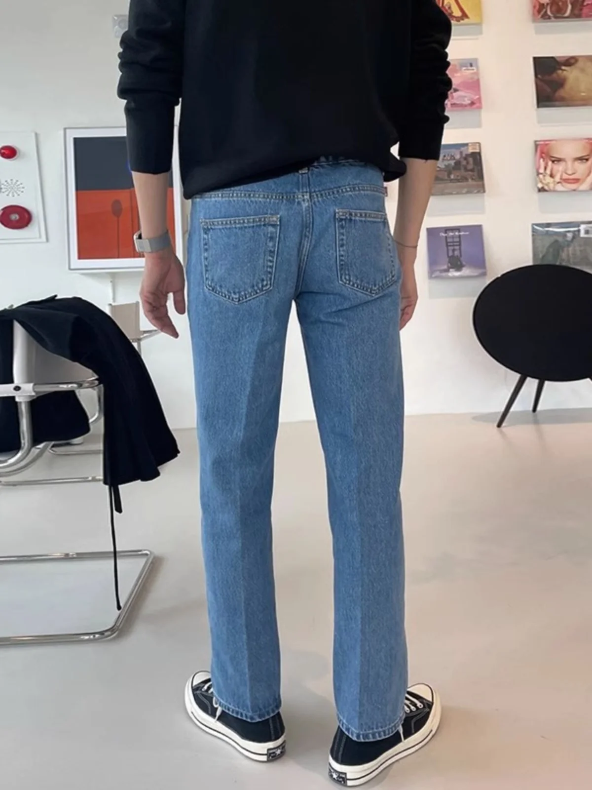 カーゴパンツ メンズ コーデの悩みを解決する、ルーズフィットウォッシュジーンズの完全ガイド