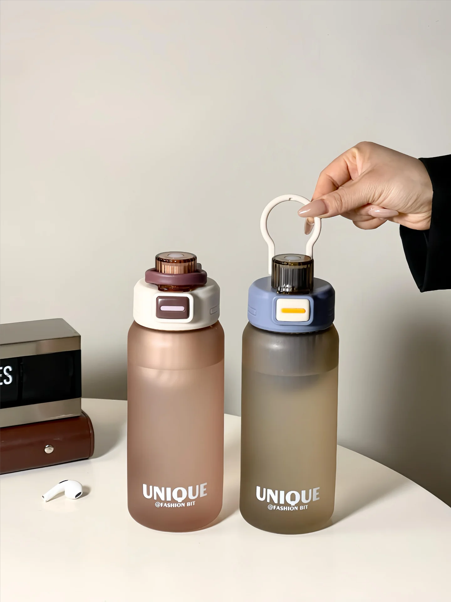 夏の通勤で水を忘れずに飲める、ウォーター ボトルはどんなもの？