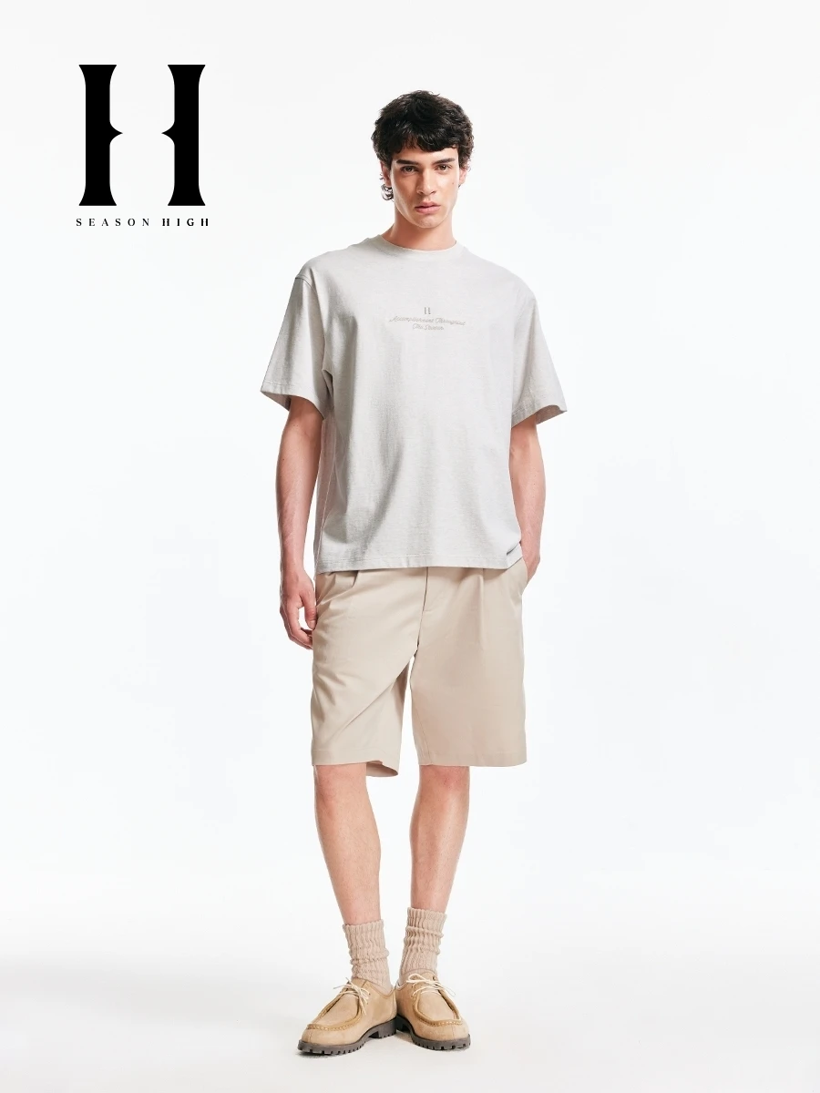 メンズトップス 春に着るシンプルなTシャツは、どう選ぶ？