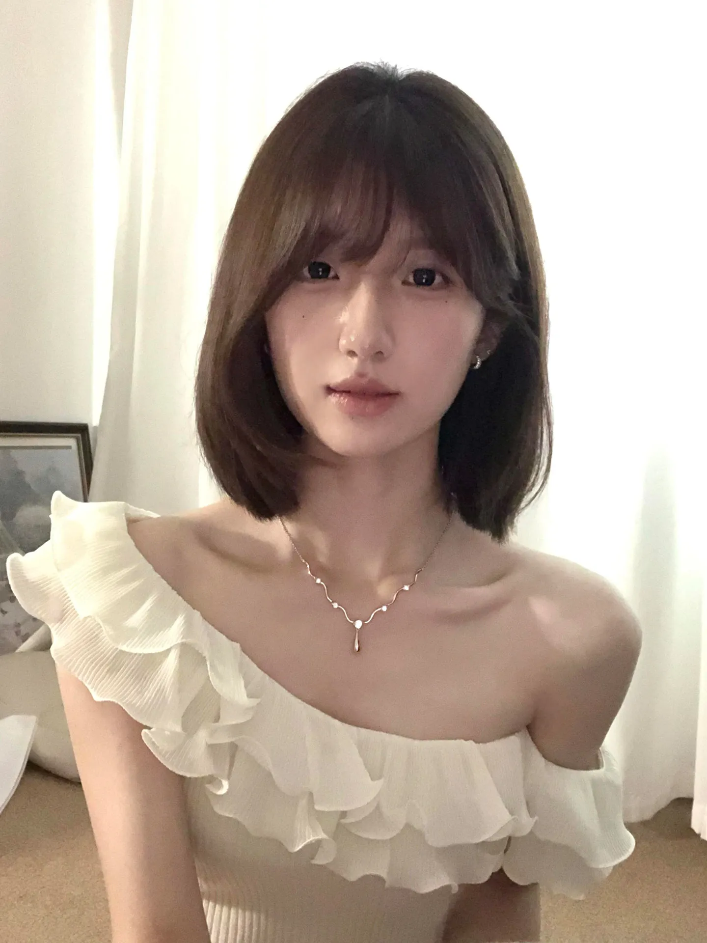 off shoulder とチュールトップスの違いは？この1着で解決できる着こなしの悩みとは？