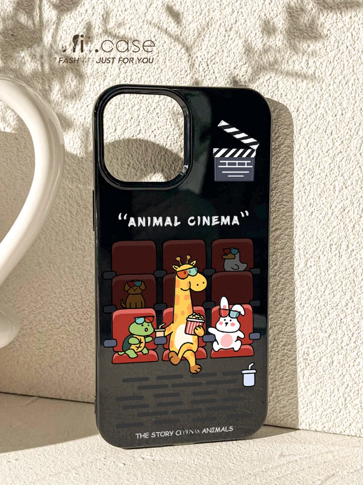 動物テーマのiPhoneケース【フルカバー・柔らかいシリコン・15pro/13対応】