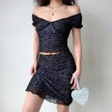 蝶模様のシースルー短袖トップスとタイトスカート【女性用・おしゃれ・セットアップ対応】