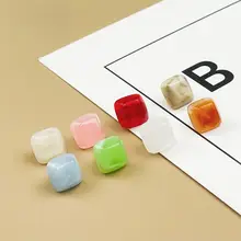 透明な雲模様の正方形シャツボタン【アクリル製・擬似玉石・ピラミッド型】