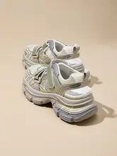 通気性抜群のスポーツサンダル【女性用・マジックテープ・厚底・メッシュデザイン・アウトドア】