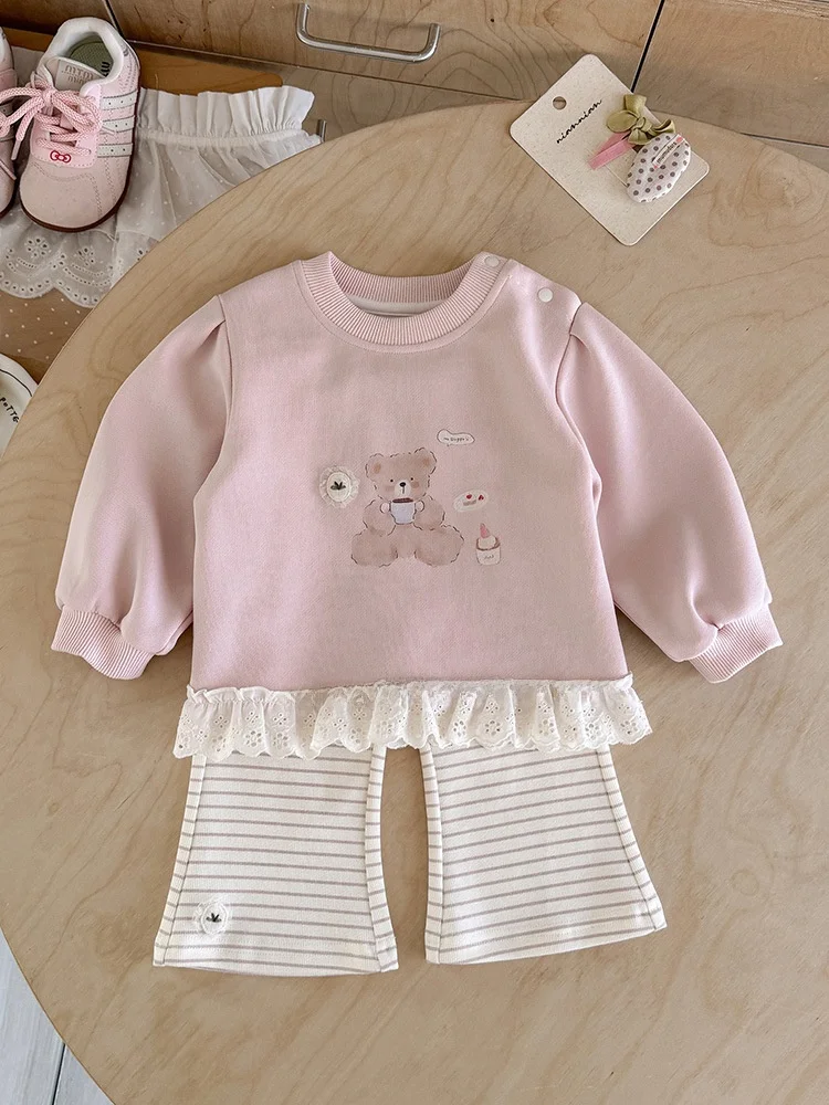 生後3ヶ月の服のサイズはどのくらいか？ベビー用レーススウェットシャツの実測とサイズ対応ガイド