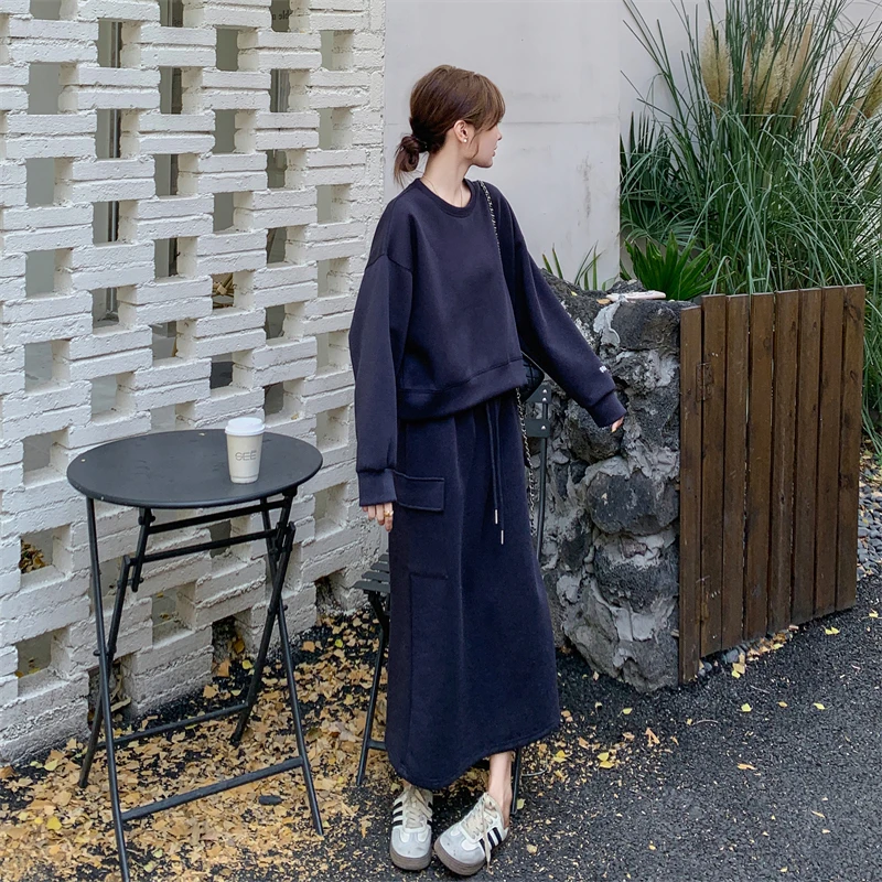 10度コーデと11月上旬のファッション、どちらが今こそ選びたい？