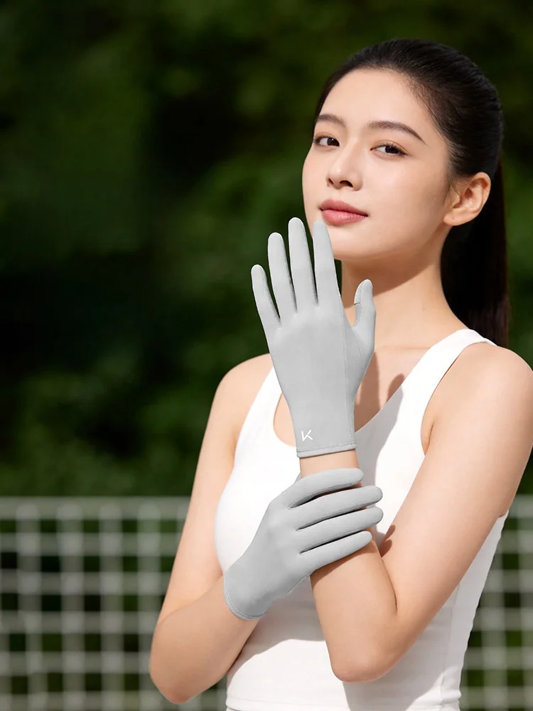 UVカット手袋を選ぶべきタイミングは？日常からキャンプまで使えるアイテムの選び方