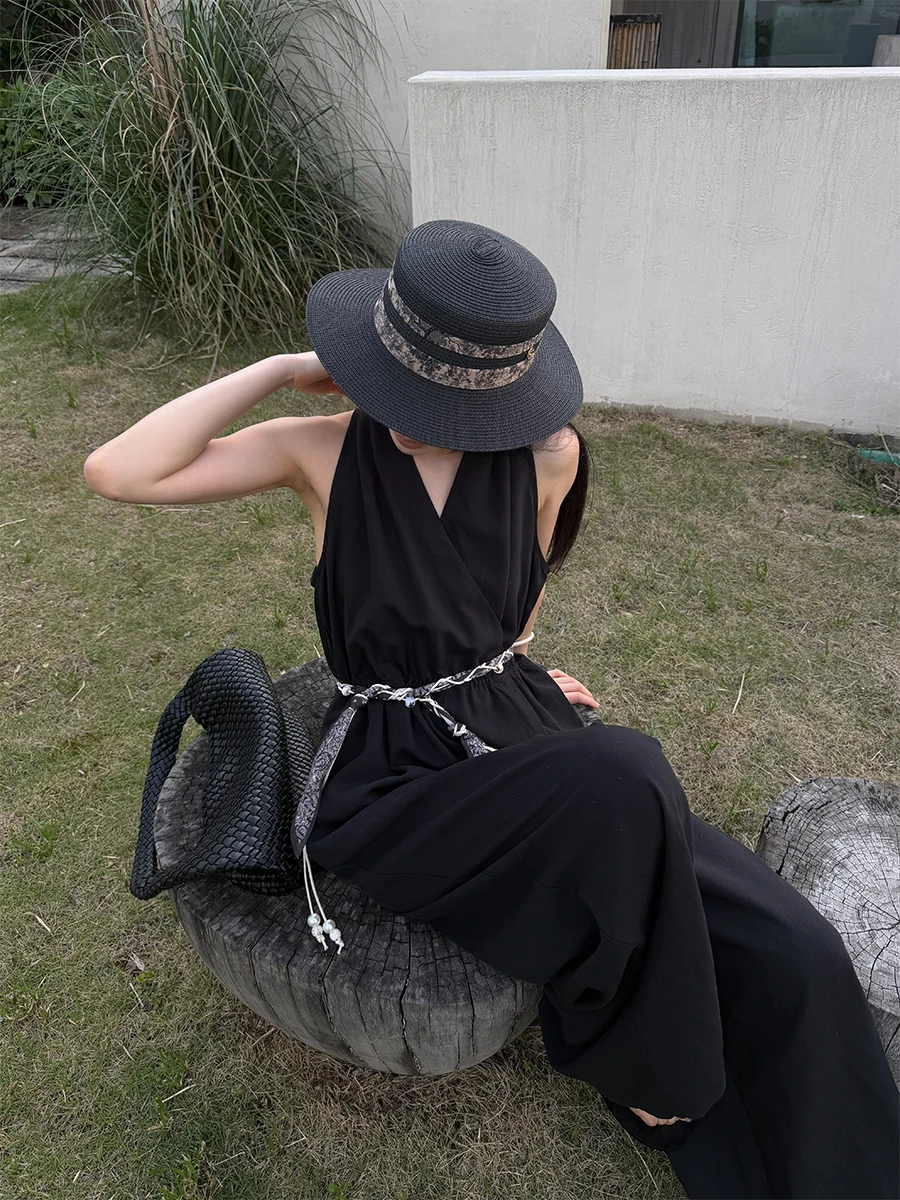 高級感あるハイネックVネックマタニティパンツ：夏の通勤シーンに最適なワイドレッグセットアップ対応スタイル