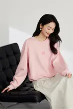 グラデーション立体蝶デザインのフーディー【ストレッチ・ゆったりフィット・秋用】