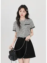 グレーの半袖ニットTシャツ【ラウンドネック・レディース・滑らかな肌触り】