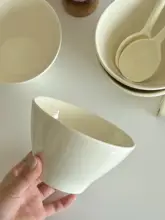 実用的な美しいドンガラ碗【クリームカラー・陶器・ラーメンやスープ用】