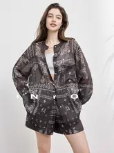 リゾートスタイルのレトロペイズリー柄シャツとショートパンツ【夏用・女性用・セットアップ対応】