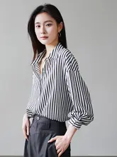 ストライプ柄の長袖シャツ【フィット・シンプルデザイン・カジュアル用】