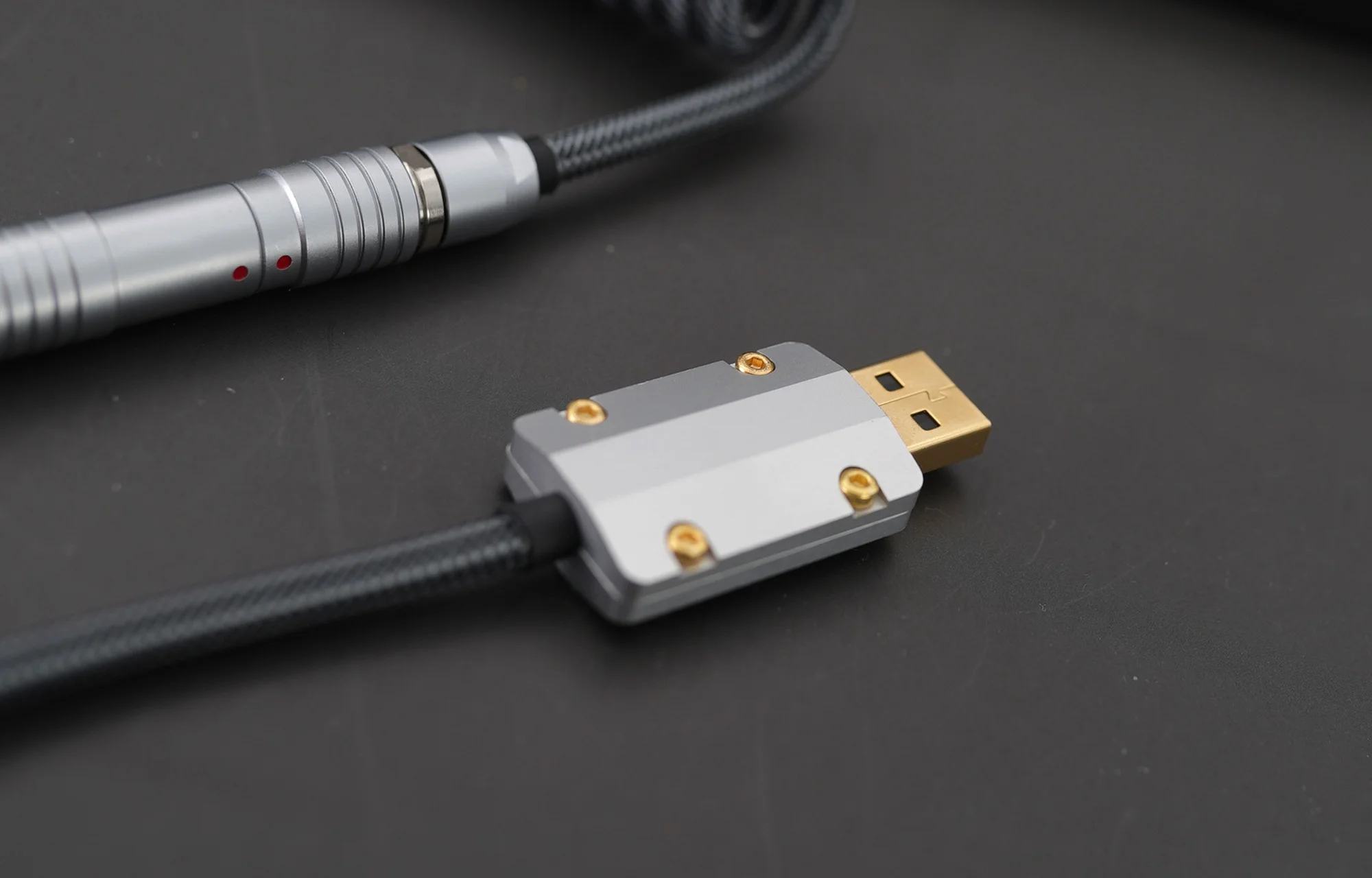 dpケーブル おすすめ ゲーミング で失敗しない選び方は？