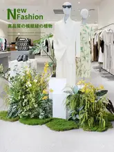 人工観葉植物 フラワーアレンジメント 商業ショーウィンドウ 展示台 花々 景観商品 撮影 ディスプレイ 苔 ソフトインテリア 景観