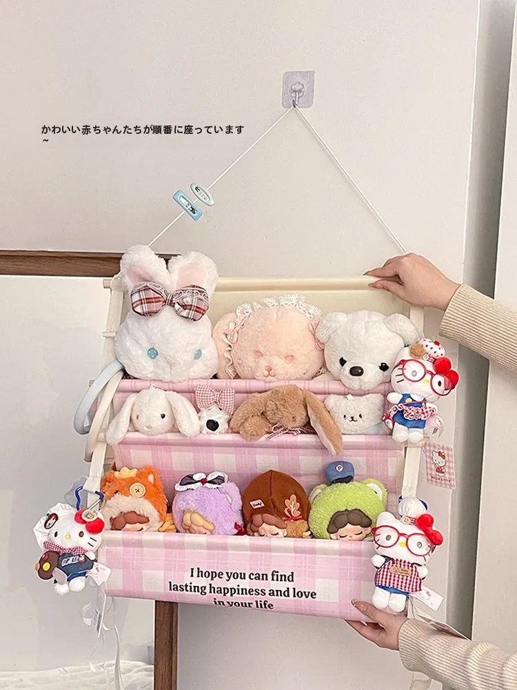 布製掛け収納バッグ：子供用おもちゃや人形のディスプレイに最適な省スペース収納