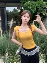 夏にぴったりの薄手ニット半袖Tシャツ【方形ネック・フィット感・イエロー】