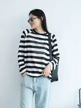 竹節綿のシンプルなレトロ風ロングスリーブTシャツ【ワイドストライプ・体型カバー】