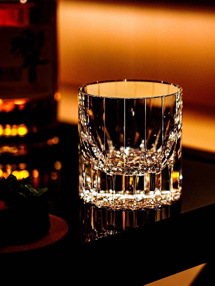 星模様が美しいクリスタルグラス