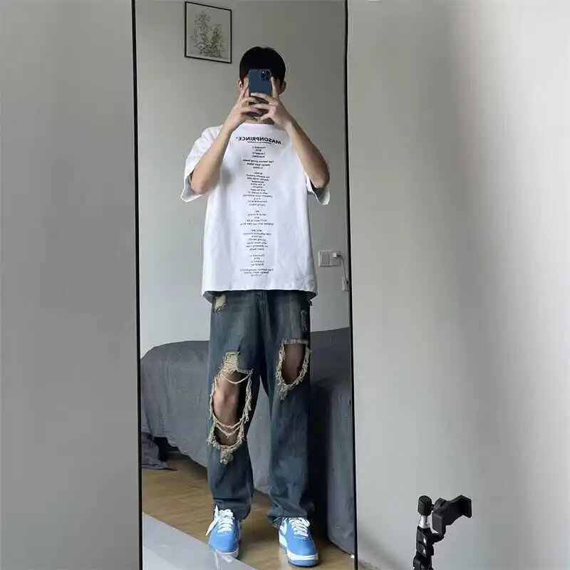 かっこいいジーンズの色落ちは本当に避けられる？水洗い風ヴィンテージデニムが解決するリアルな選び方
