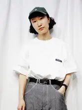 ゆったりとしたデザインのコットン刺繍Tシャツ【ショルダー落ち・無地・半袖】