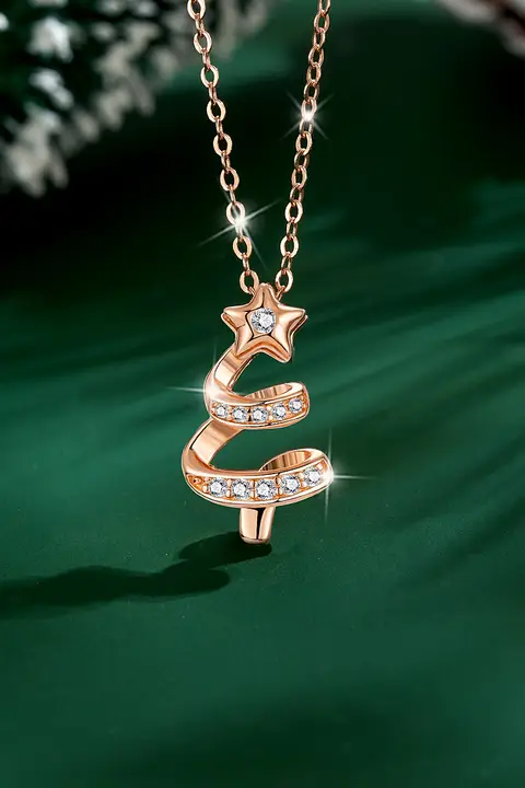 クリスマスツリー形シルバーネックレス【ペンダント・カジュアルデザイン・誕生日ギフト】