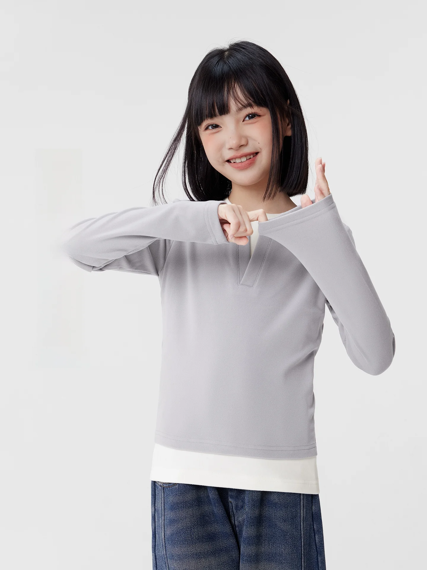 長袖Tシャツ重ね着：子供用2枚組の実用性と着用シーン