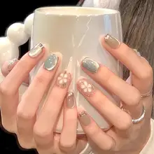プレスオンネイル ショート キャットアイ 手描き 小花柄 クリアグリーン ハンドメイド 上品 透明感