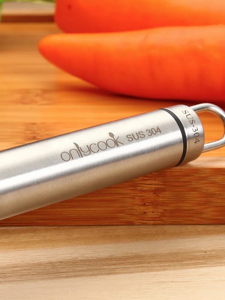 きゅうりをすばやくピーラーで切るには？onlycookの304ステンレス皮むき器が解決するリアルな悩み