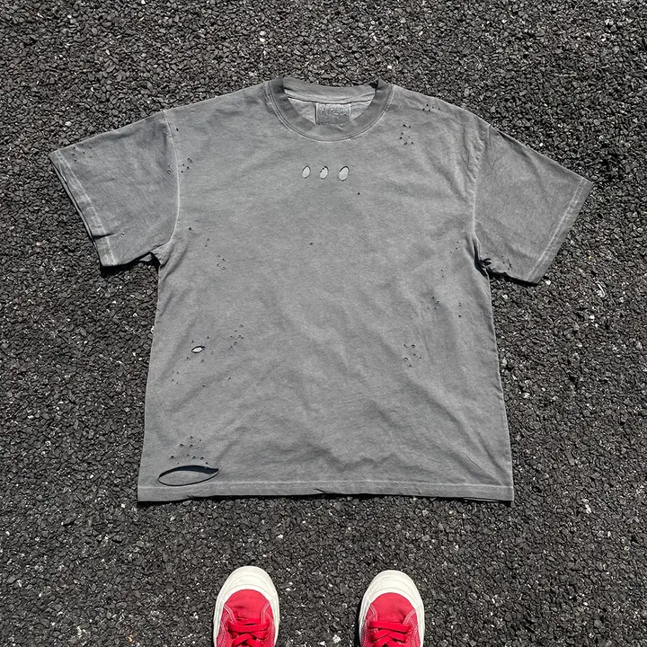 破れデザインのカジュアルTシャツ【短袖・ストリートスタイル・極上の柔らかさ】