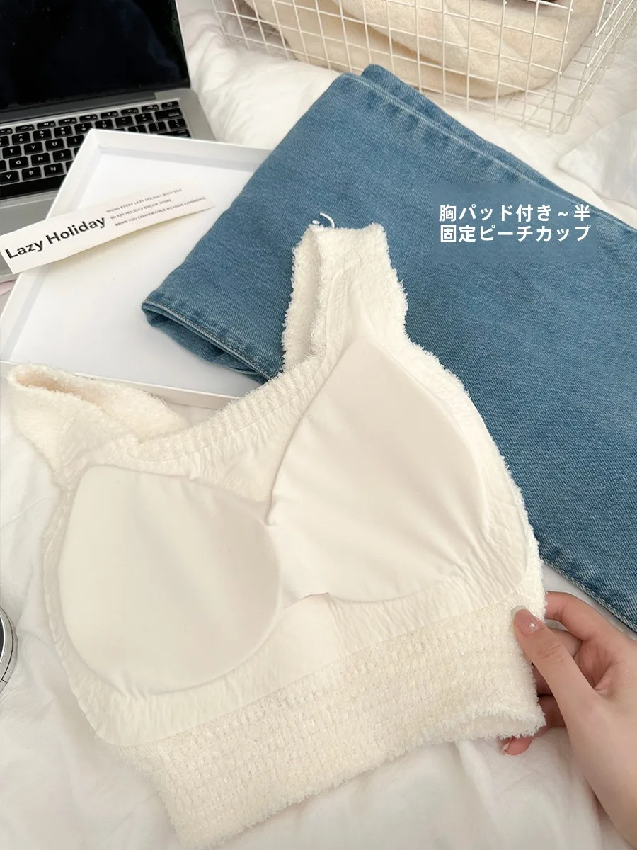 秋冬用厚手保温内衣：下垂胸対策と胸部サポートの実用性を検証