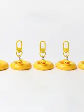 ユニークなデザインのアヒル型浮き輪キーホルダー【創意雑貨・プレゼントに最適】