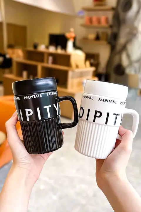 おしゃれな陶器製マグカップ【女性向け・オフィス用・カフェスタイル】