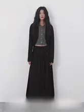 黒のニットカーディガン【レイヤード風・体型カバー・秋用】（セットアップ対応）