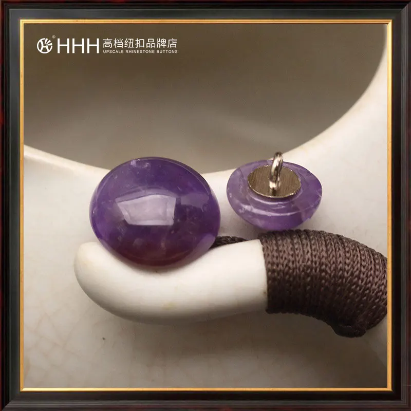 高級玉石ボタンの種類と特徴：紫水晶・アメジストを含む中華風デザインの実用性解析