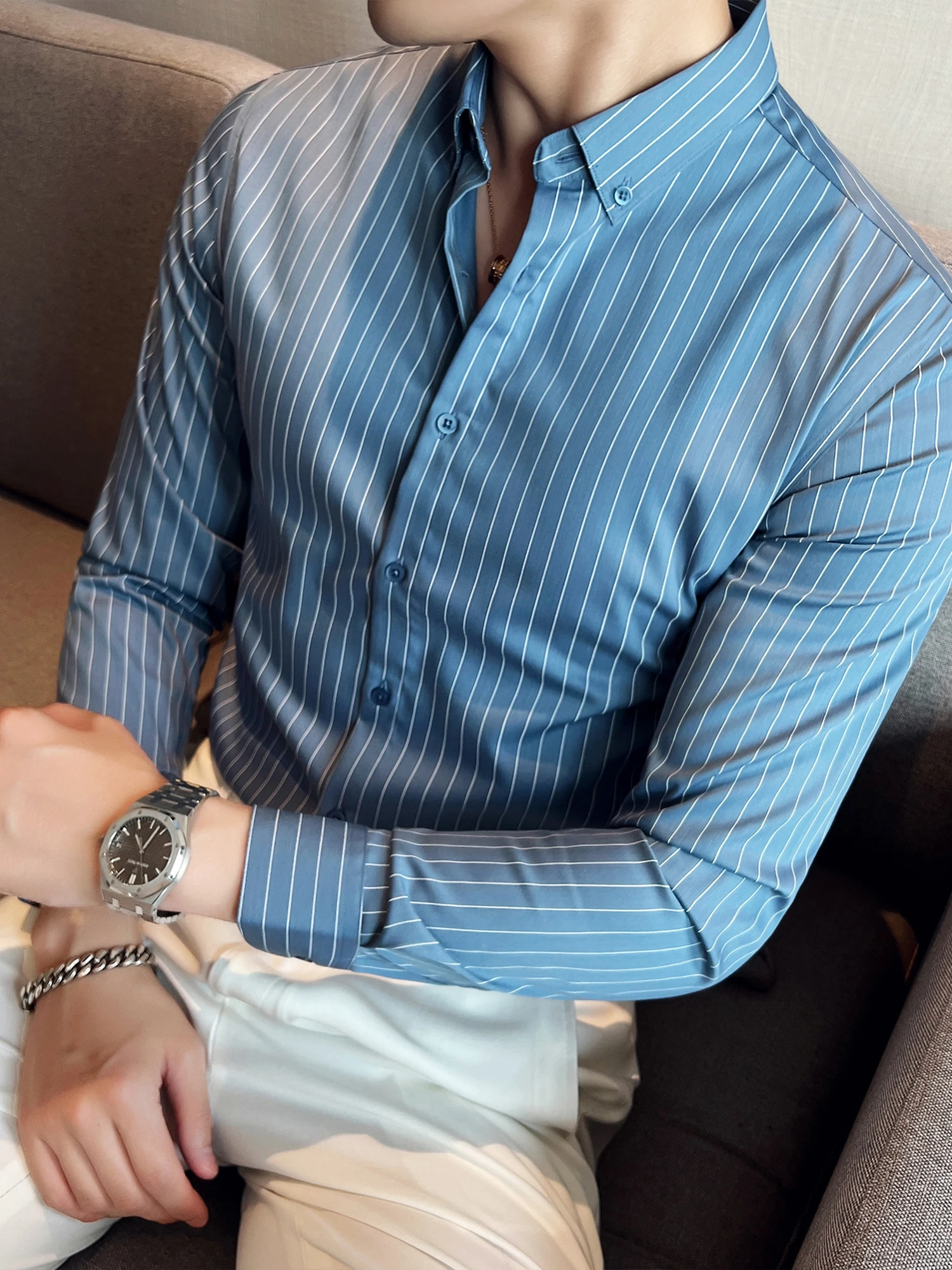 40代の男性が「ストライプシャツ」で失敗しない着こなしは？