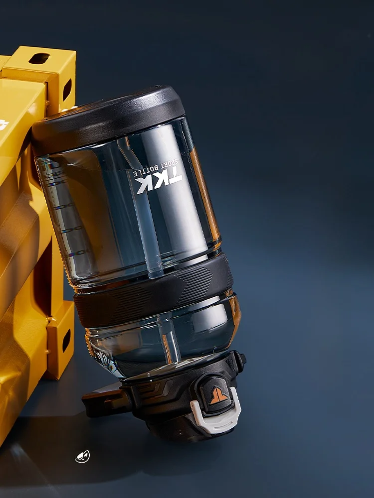 トレーニングコップ スポーツドリンク対応 おすすめ：TKK 2リットルトリタン吸管タイプの実用性解析