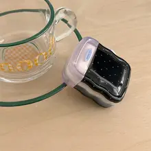 紫色の星模様デザインのAirPods用保護ケース【波状シェル・Bluetoothワイヤレスイヤフォン対応】