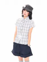 チェック柄 星柄飾り付きショートスリーブシャツ【女性用・シルエットにフィット・夏用】