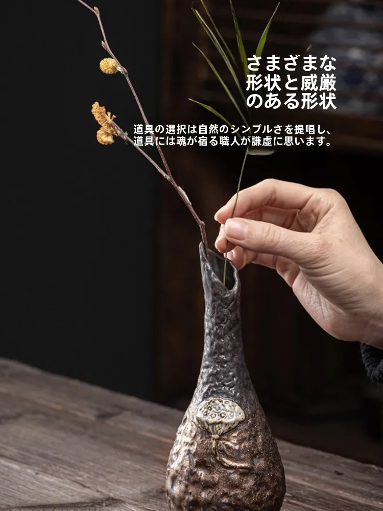 白陶器を選ぶときに迷うのは、本当に「色」なのか？