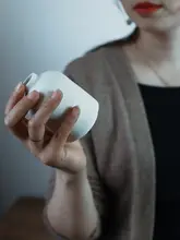 アンティーク調の小さな陶器花瓶【デスク装飾用・ドライフラワー対応・テーブルデコレーション用】