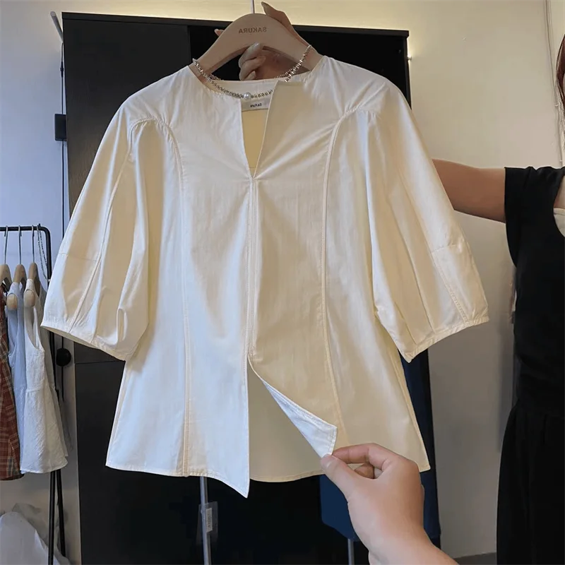 夏用 バルーンスリーブVネックシャツ【高級感のある立体裁断・フレンチスタイル】