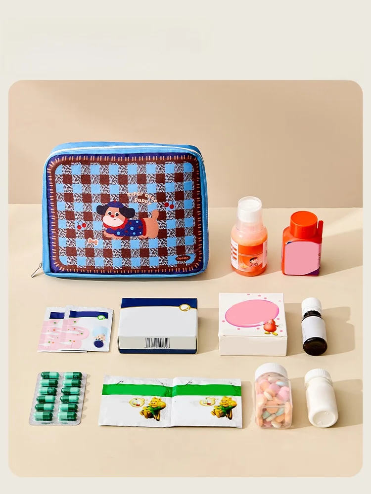 修学旅行に医薬品を忘れずに持ちたい！本当に必要な医薬品ポーチはどれ？