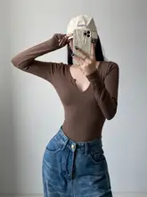 Vネッククールカラー伸縮性ボディスーツ【アメリカンスタイル・春用・タイトフィット】