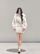美しいデザインのファー付き冬用コート【暖かい・女性用】