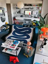 バウハウススタイルの青い波模様ブランケット【東京オリンピック・デザイン】